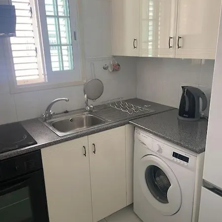 Paradise Homes 35 라르나카