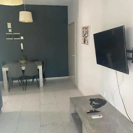 Paradise Homes 35 *