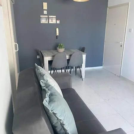 Apartment Paradise Homes 35 Larnaca
